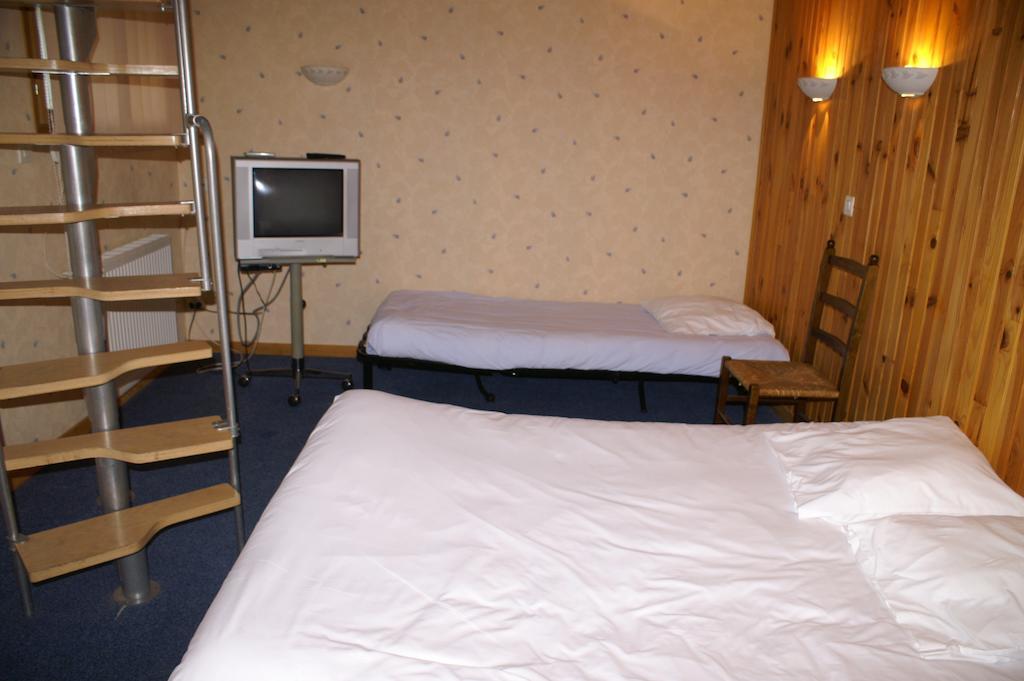 Hotel Celeste Bagnères-de-Luchon Oda fotoğraf