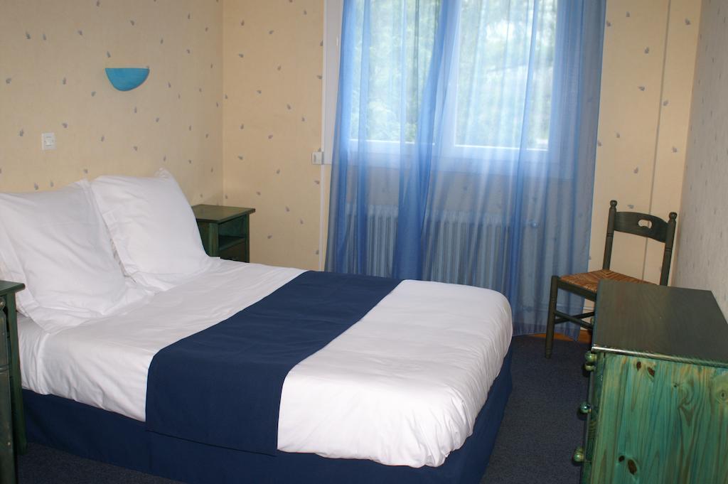 Hotel Celeste Bagnères-de-Luchon Oda fotoğraf