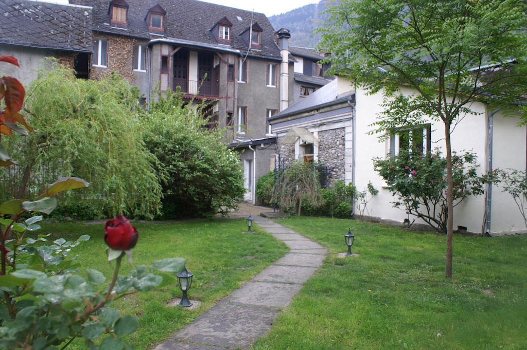Hotel Celeste Bagnères-de-Luchon Dış mekan fotoğraf