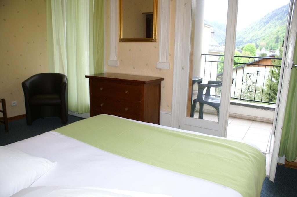 Hotel Celeste Bagnères-de-Luchon Oda fotoğraf