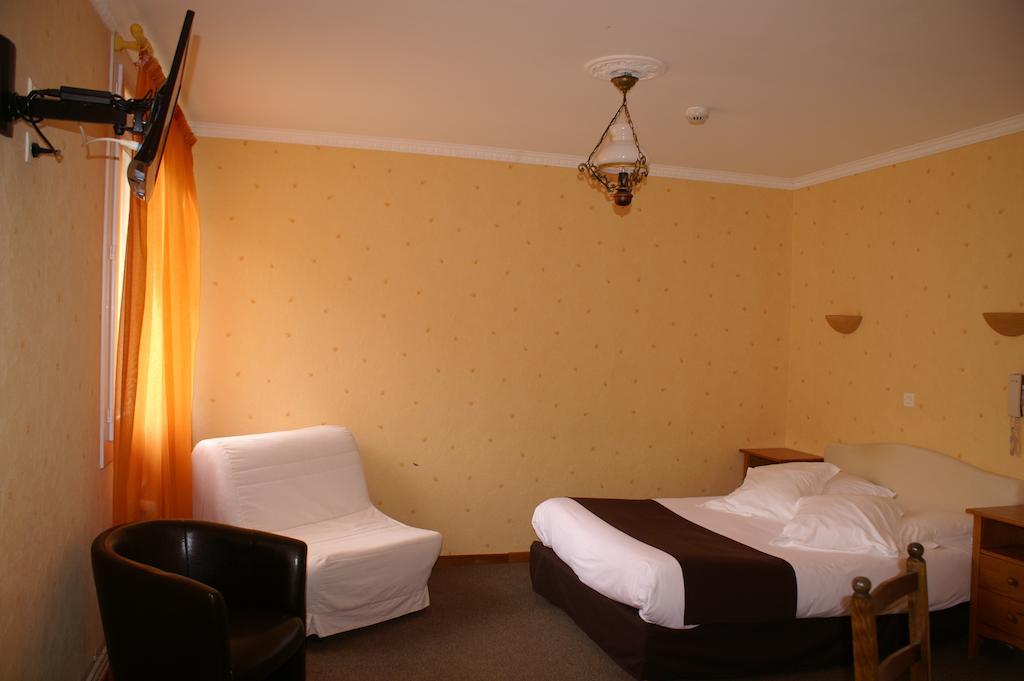 Hotel Celeste Bagnères-de-Luchon Oda fotoğraf